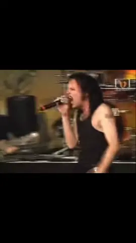 korn - twist live in sidney #korn#numetal#metal#rock#alternative#alternativemusic#concert#emo#twistrockconcert#metalconcert#jonathandavis#kornlive