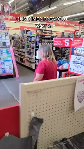 #karen #karenfreakouts #OneStepCloser #fyppppppppppppppppppppppp #fyp