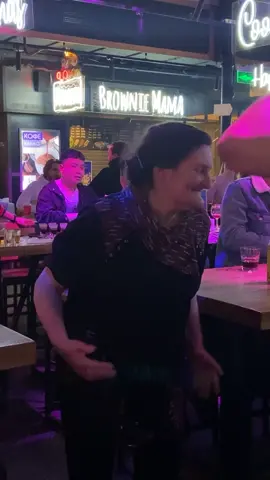 #тусовка #танцуетбабушка #вокругсвета #в70лет #есливашавечеринканепохожанаэту #танцы #dancer #club #moscow #хочуврек