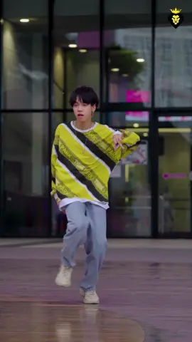 Em thích nắng vàng, Hay chàng trai áo vàng 📷💛 @killuakionx96 #kionxdanceteam #tayto #fancam #xuhuong #spx