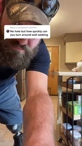 Reply to @caseyjurey bout this fast in a tight area too. #prosthetics #ottobockgenium #bilateralstrong #pivot #turn #legless #badass #getsome #walk