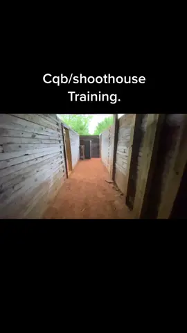 Follow provectus_garrison on Instagram for more 🇺🇸.                              #cqb #training #saferange