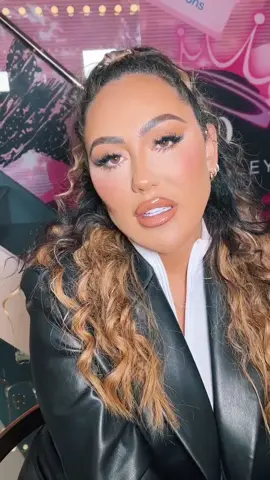 Who else is a baddie? Show me your baddie attitude queens! #Glam #Makeup #Baddie #FY