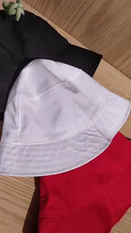 Bucket, quem gosta? 😍 #minasgerais #modapraia #lojavirtual #lojadebiquinis #lojaonline #bucket #chapeu