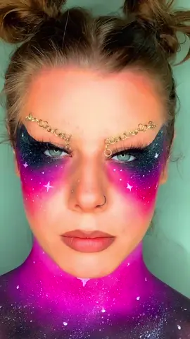 2 looks 1 video :) #trending #TikTokGGT #foryou #makeup