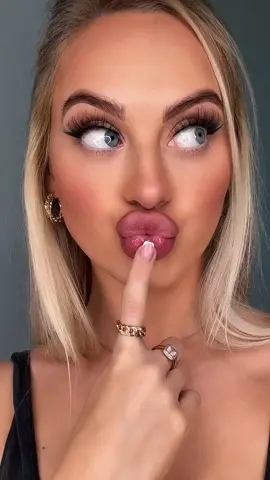 How many poses did I do? 🤔.                 #fyp #foryou #viral #trending #BRITsMOVER