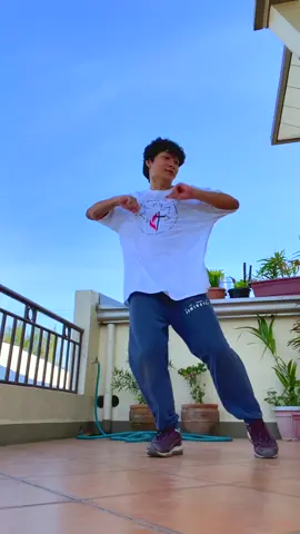 Couldn’t decide between singing, dancing, and producing so i just did ‘em all 😅 dc: @nianaguerrero #fyp #foryou #dancer #choreography