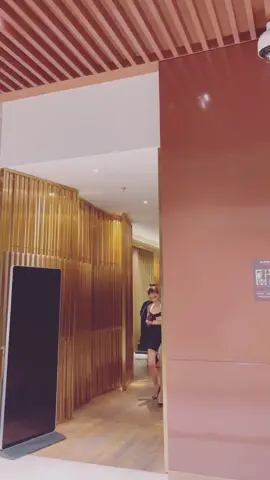 Đẹp từ bé đến lớn... đẹp mọi lúc mọi nơi... đẹp ngất lên ngất xuống ....@ngoctrinh89 #vukhactiep #vukhactiepofficial