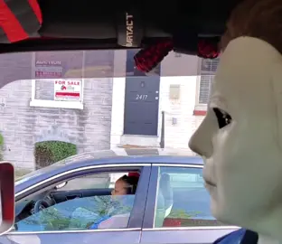 Michael was just checking out the house for sale...🤷‍♂️ #copsoftiktok #michaelmyers #halloween #fyp #horror #scared #jeeplife #police