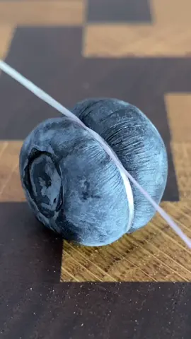 😱 Strange Blueberry 🤯 #schmackofatzo #fruit #fresh #cut #kitchen #food #fyp #foodtiktok #foodies #blueberry