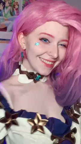 More! #seraphinecosplay #kda #kda_music #leagueoflegends #leagueoflegendscosplay #seraphinekda #fy #cosplaygirl #lgbtcosplayer