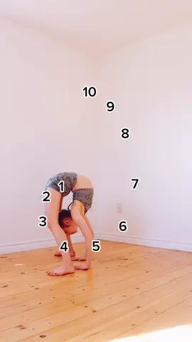 What number are you at? Wearing @gymshark camo 💚 #flexible #flexibility #fyp