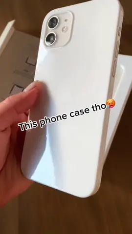 It’s the “protection without bulk” for me🙌🏼 #peel #minimaltech #phonecase