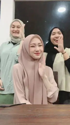 Bukber kemaleman @silmarahmainaa @sagori1ii