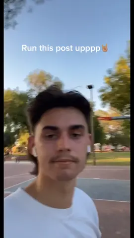 @adinross #MakeMomEpic #adinross #1v1 #basketball #splash #runitup #fyp