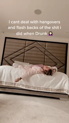 Hang over from hell 😫🤮🤦🏻‍♀️ #hangover #hungry #fyp #sick