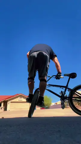 Old school bmx fun. 😁👍 #bmx #vans