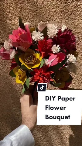 Creating a Paper Flower Bouquet for #mothersday 💐with @officialcricut #sponsored #cricut #mothersdaygift #craft #DIY #HowTo #art