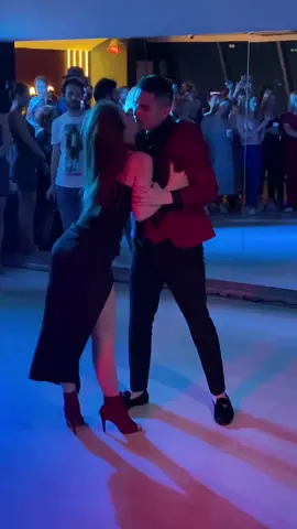 Improvisación ♥️ #andresykatrina #bachata #bachatasensual #bachatadance #latina #dancecouple #bachatastyle