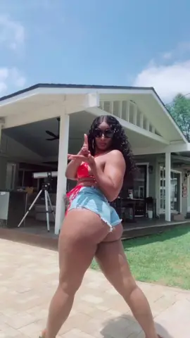 She make it Clap👏  #fy #fyp #foryoupage #tiktokggtiktok #tiktokviral #twerktok #SayQuayNotKway #howto #learning #trending #twerk #twerkclass #tiktok