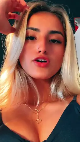 ainda sem saber fazer transição, mas um dia eu aprendo... #transition | coloquei cílios, gostaram? @ramoslorena11