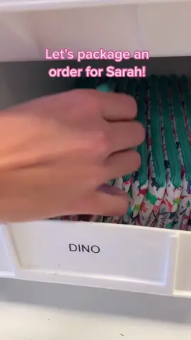 Packing an order for Sarah! 🧜‍♀️ #tiktokmademebuyit #packingorders #packanorderwithme #behindthescene #SipIntoSummer #asmr #packagingorders