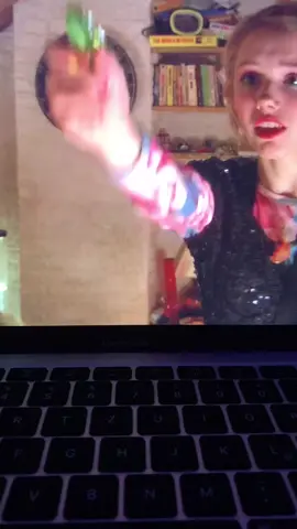 “MICHELLE IS SO LOVELY” #HeinzFlipSqueeze #netflix #skinsuk #cassieskins #fy #fyp #foryoupage #foryou #fyfyfyfyfyfy #viral