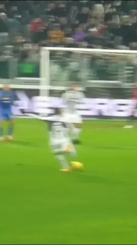 Pogboum 😱 #fy #fya #fyp #fypシ #fyi #foryou #foot #football #Soccer #goal #but #pogba #juventus #manchesterunited #CR7 #ronaldo #crazy