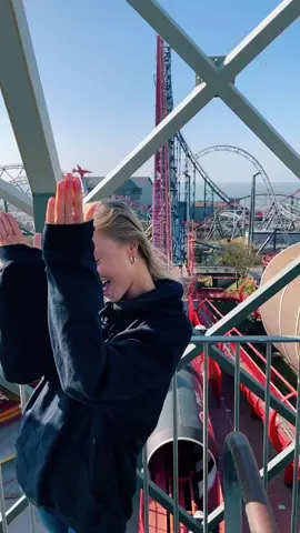 An oldie but a goodie ❤️  WHAT A VIEW #PleasureBeach #Rollercoaster #BigOne #revolution #ICON #BigDipper #skyforce #carousel @tuesdaybridgman
