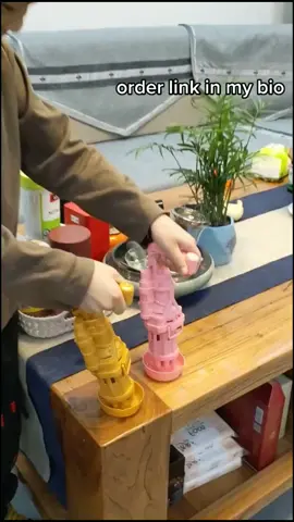 gatlin bubble machine, strong power 🥰#Summer #bubblemachine #bubblegun #toy #bubble #interesting#fyp