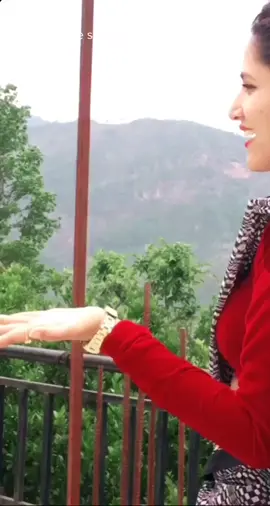 तिम्रो आखां को गहिराईमा सधै भरि यसरी नै डुब्न चाहन्छु तिम्रो अँगालोमा सधै भरि यसरि नै बाधिएर बस्ने छु लुरु @asmitakarki24 #couplegoals #nature #Love