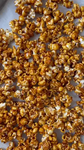 POPCORN CARAMEL BEURRE SALÉ 🍿🎬 C’est très porn tout ça 🔞 #tiktokacademie #tiktokfoodie #cuisine #recette #popcorn