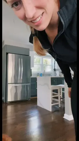 Jax really loves those booty scratches!!! #MAKEYOURMOVE #SipIntoSummer #goldenboy #goldenretrieversoftiktok #dogsoftiktok #lifewithagoldenretriever