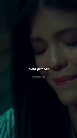 vocês acreditam em almas gêmeas? ❤️ #espelhodavida #junilo #vitoriastrada #foryou #fyp #parati #fy