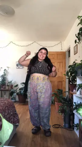 ✌🏼 ☮️  #fyp #fitcheck #bodyposi #plussize #hippie #crystals