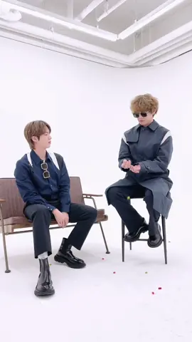 Jelly high like the moon 🐹🍬🐯 Show your #SmoothLikeButter moments😎 #BTS #방탄소년단 #BTS_Butter