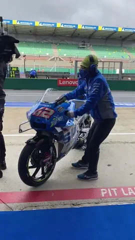 Rolling out the moto for the weekend always feels great 😎 @motogp #motorsports #motogp #fyp #sports #adrenaline