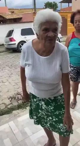Véia Tarada! Kkkkkk #veia #velhataradakkkk #velha