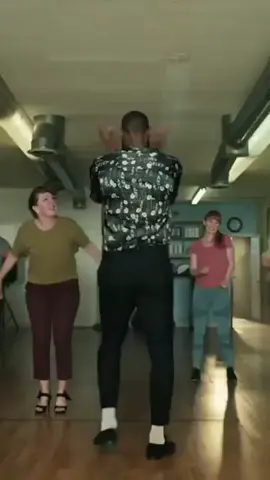 Por fin es #SABADO 👏🏻👏🏻👏🏻👏🏻 #lebron #lebronjames #lakers #baloncesto #samba #baile #rumba