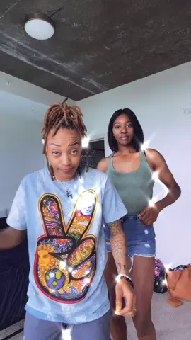 It was the clap lol 😂 #PonderWithZion #TWDSurvivalChallenge #fyp