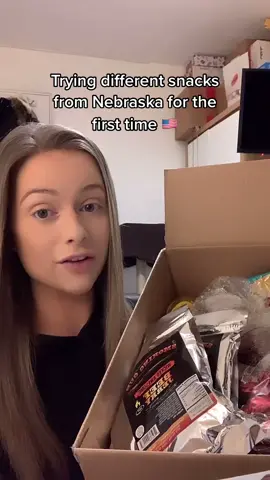 Trying different snacks from Nebraska for the first time 🇺🇸 Thank you so much Samantha!!! #american #british #americanfood #tastetest #fyp #foryou