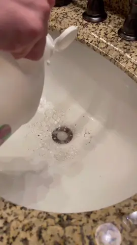 Tried vinegar and baking soda to unclog my sink drain. #cleaninghacks #howto #cleanthatup #factorcap #CleanTok #cleaningtiktok #selftaught
