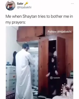 WAIT FOR IT! 😭😂 That slap was skillfully done 😂😂 #muslim #muslimmemes #arabs