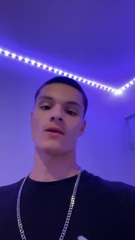 Des encheres sont dispo sur mon insta😉 #sneakers #fy #pourtoi #resell #swave #swavekiqs