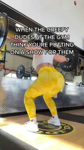 look away Greg, look away.... #gym #gymfails #gymhumor #relatable