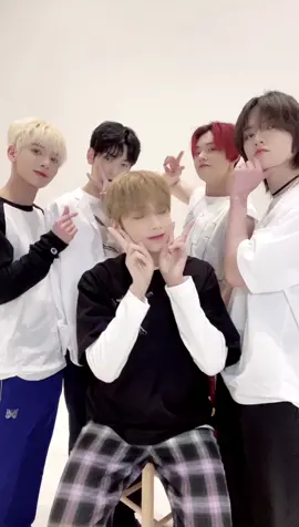 7. 디어 스푸트니크 (Dear Sputnik) 💌Creatives by 시현 Rania, Lee Hyun Ju, Jung Su Jung#Dear_Sputnik #TXT_FREEZE #투모로우바이투게더 #TXT