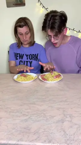 Result of my #tutorial 😍 REVERSE🔄 Prank with spaghetti🍝😂 Scrivi “spaghetti” con il naso🤭 #perte #foryou #italy #trend #lol #reverse #mom