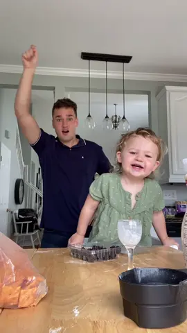 Mar teaching me how to whip and nae nae #naenae #niece #ya #dancechallenge