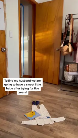 Surprising my babe with news that we are going to have our own babe!#babyannouncement #fypシ