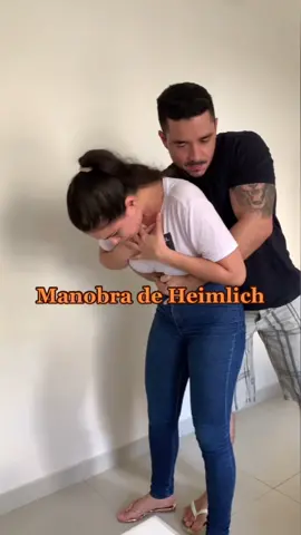 Assista e veja como realizar a manobra de Heimlich #Engasgo #Ovace #SAMU #aph #primeirosSocorros #Enfermeira